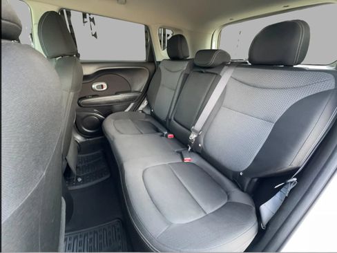 Used 2019 Kia Soul + FWD image 27