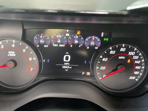 Used 2023 Chevrolet Camaro SS RWD image 7