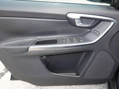 Used 2014 Volvo XC60 3.2 FWD image 18