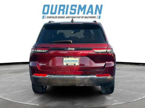 New 2025 Jeep Grand Cherokee Laredo X w/ Luxury Tech Group I AWD/4WD image 5