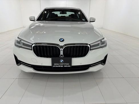 Certified 2023 BMW 530i xDrive w/ Convenience Package AWD/4WD image 8