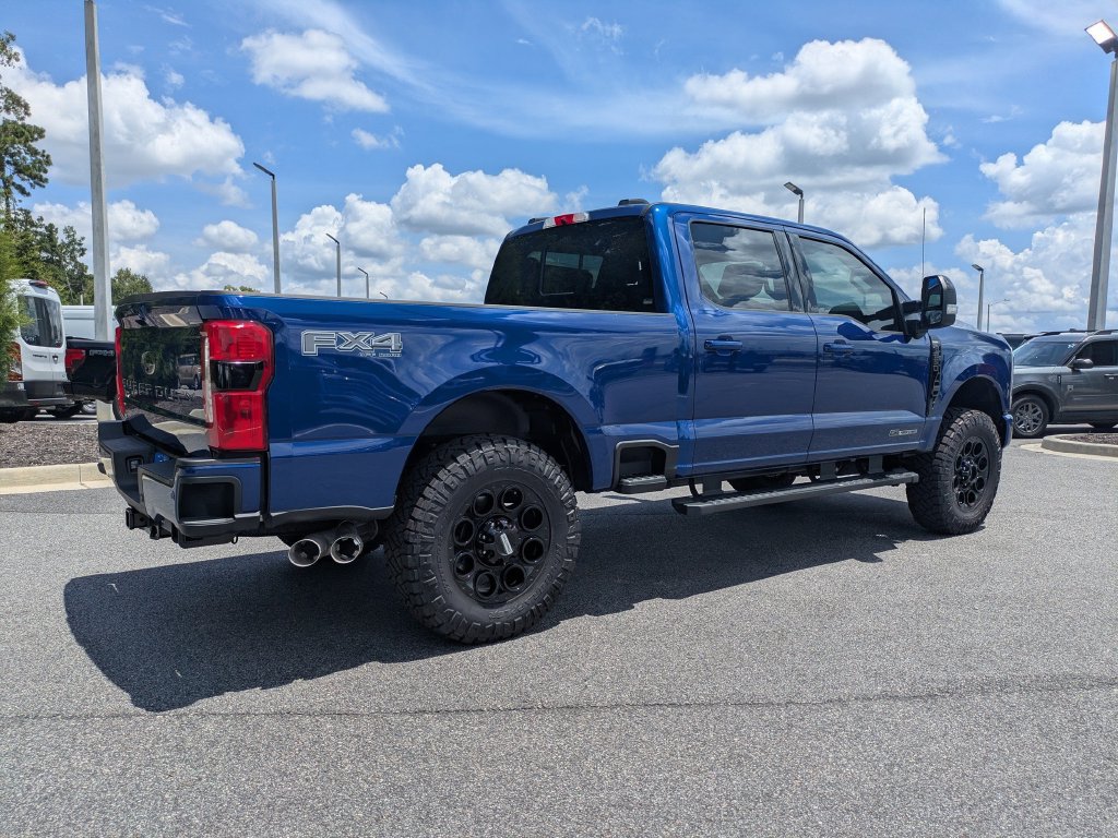 New 2026 Ford F250 Lariat w/ Black Appearance Package AWD/4WD image 8
