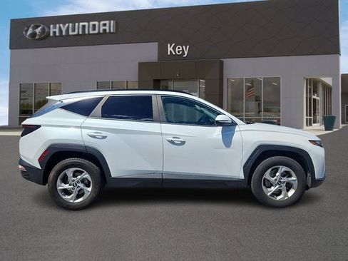 Certified 2022 Hyundai Tucson SEL AWD/4WD image 2
