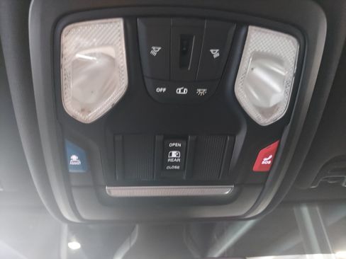 Used 2020 RAM 2500 Power Wagon AWD/4WD image 19