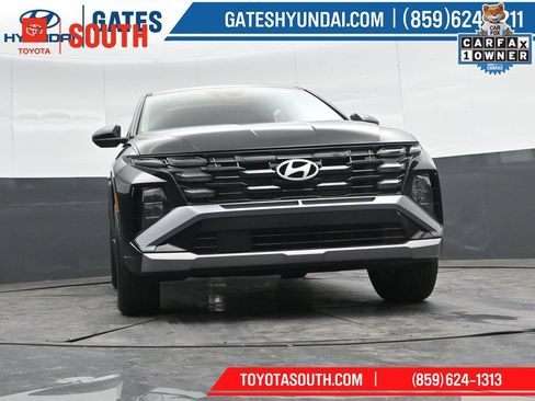 Used 2025 Hyundai Tucson SE AWD/4WD image 38