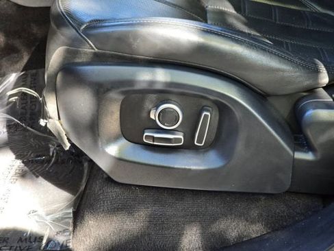 Used 2017 Land Rover Range Rover Sport HSE Dynamic image 10