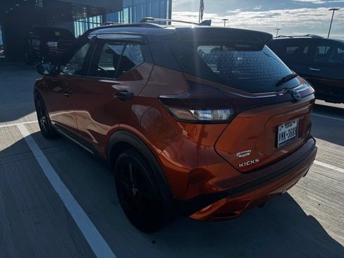 Used 2024 Nissan Kicks SR w/ SR Premium Package FWD image 4