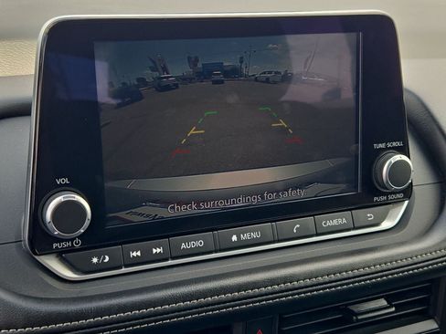 Certified 2024 Nissan Rogue S AWD/4WD image 23