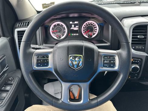 Used 2024 RAM 1500 Classic SLT AWD/4WD image 18