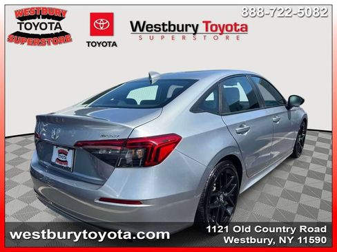 Used 2023 Honda Civic Sport image 5
