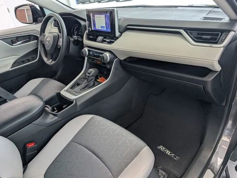 Used 2023 Toyota RAV4 XLE image 15