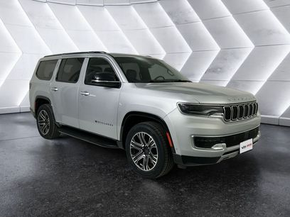Used 2024 Jeep Wagoneer Series II w/ Flexible Seating Group