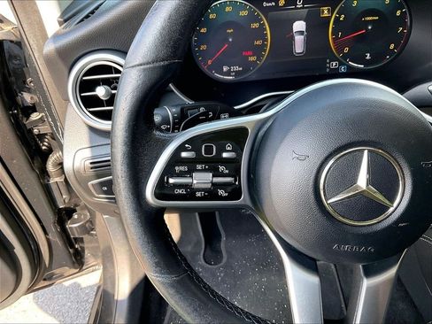 Used 2021 Mercedes-Benz GLC 300 4MATIC image 23