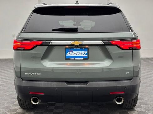 Used 2023 Chevrolet Traverse LT w/ LPO, Floor Liner Package FWD image 8