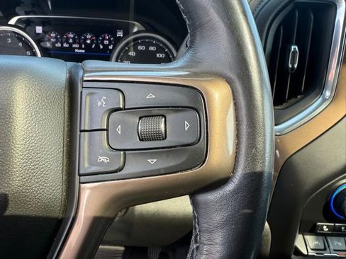 Used 2020 Chevrolet Silverado 1500 High Country w/ Technology Package image 31