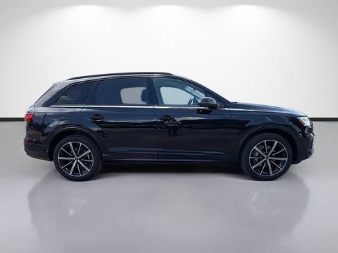 Used 2023 Audi Q7 3.0T Premium Plus w/ Premium Plus Package AWD/4WD image 2