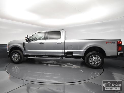 Used 2024 Ford F350 Lariat w/ Chrome Package AWD/4WD image 3