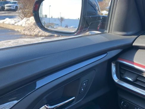 Used 2023 Chevrolet TrailBlazer RS w/ Sun and Liftgate Package image 35