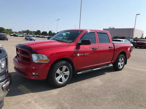 Used 2012 RAM 1500 Express w/ ST Popular Equipment Group AWD/4WD image 1