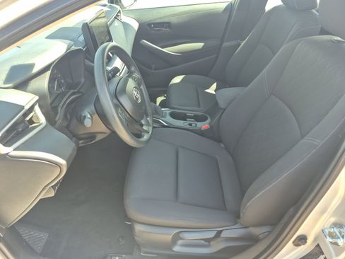 Used 2024 Toyota Corolla LE FWD image 17