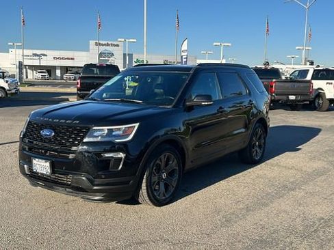 Certified 2018 Ford Explorer Sport w/ Equipment Group 401A image 8