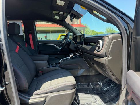Used 2024 Chevrolet Colorado Z71 w/ Z71 Convenience Package 2 AWD/4WD image 22