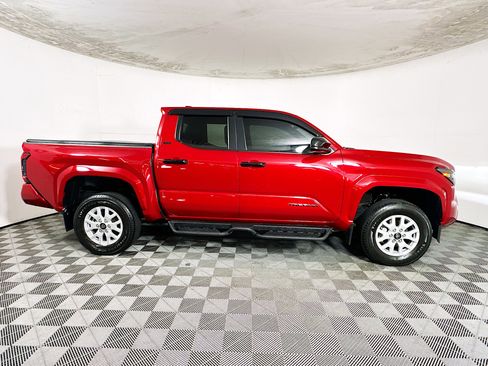 Used 2024 Toyota Tacoma SR5 RWD image 2
