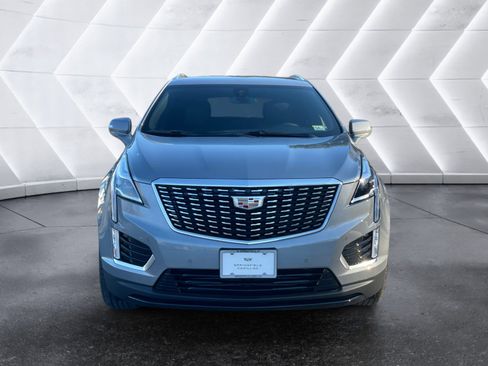 New 2026 Cadillac XT5 Luxury image 9