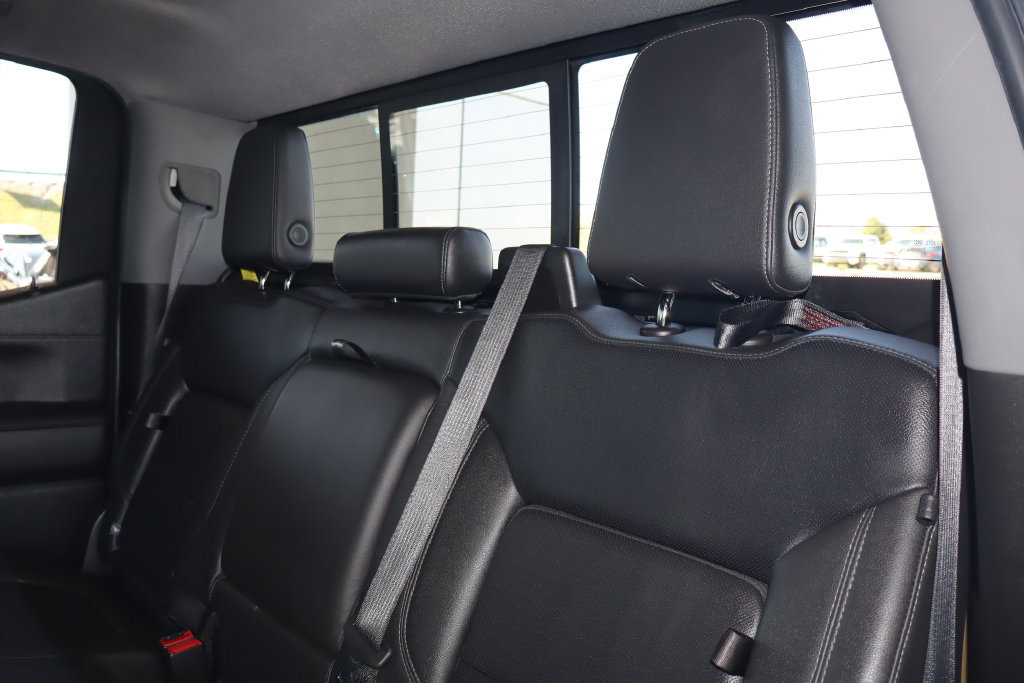 Used 2021 Chevrolet Silverado 1500 LTZ AWD/4WD image 35