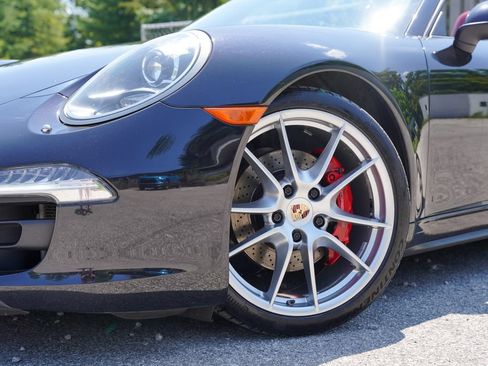Used 2014 Porsche 911 Carrera 4S AWD/4WD image 3