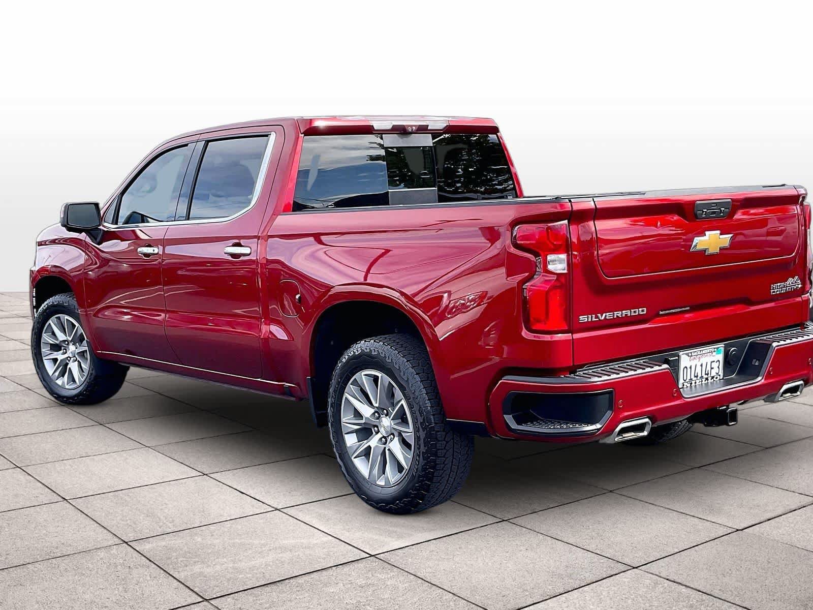 Used 2021 Chevrolet Silverado 1500 High Country w/ Technology Package AWD/4WD image 15
