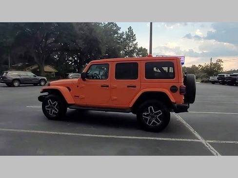 New 2025 Jeep Wrangler Sahara w/ Safety Group image 25