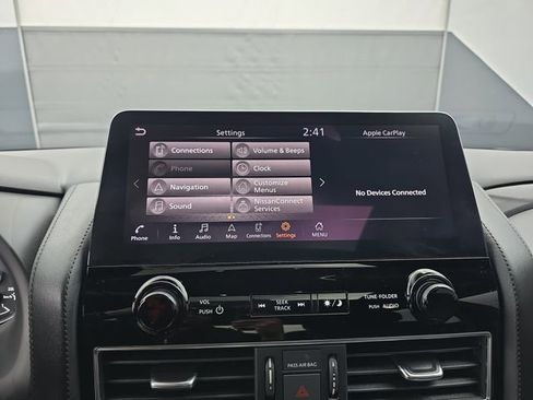 Used 2024 Nissan Armada SL w/ Midnight Edition Package image 37