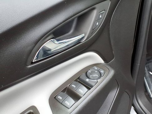 Certified 2024 Chevrolet Equinox LS w/ LS Convenience Package FWD image 14
