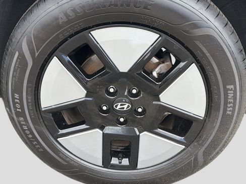 Used 2026 Hyundai Santa Fe SEL AWD/4WD image 14