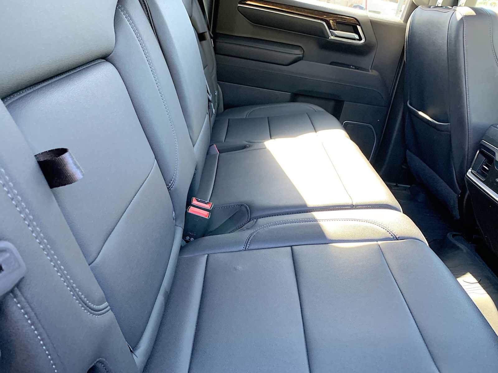 Used 2023 GMC Sierra 1500 Elevation w/ Elevation Premium Package AWD/4WD image 28
