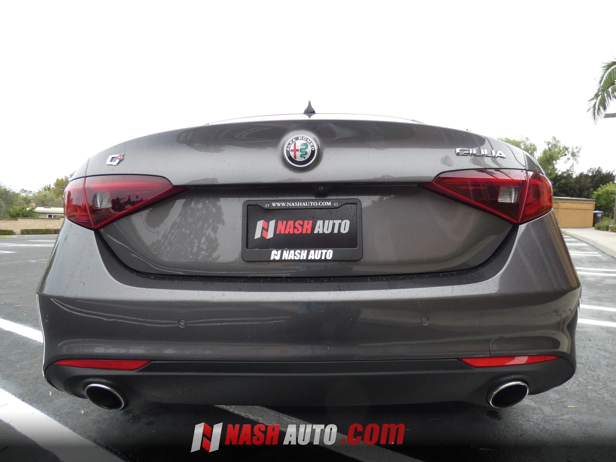 Used 2018 Alfa Romeo Giulia Ti w/ Quick Order Package 22X Lusso AWD/4WD image 10