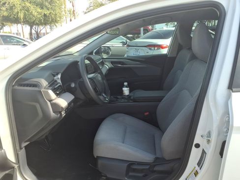 Used 2025 Toyota Camry LE FWD image 15