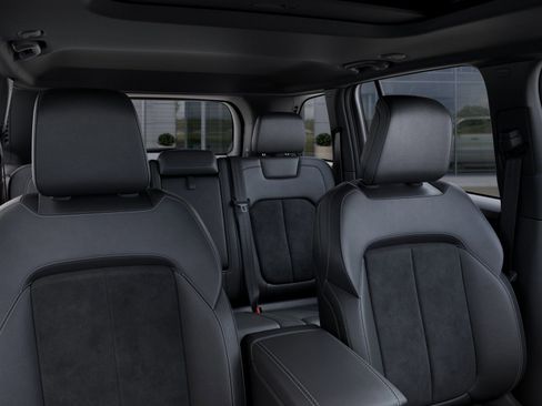 New 2026 Jeep Grand Cherokee Altitude image 34