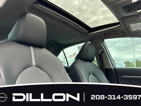 Used 2024 Toyota Camry XLE w/ Cold Weather Package FWD image 18