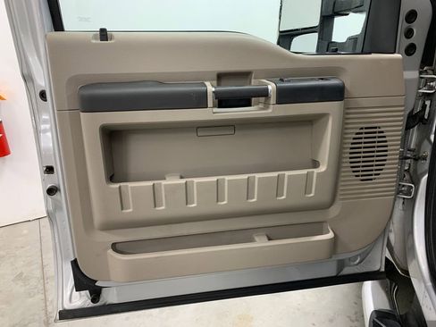 Used 2008 Ford F250 XLT image 16