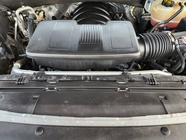 Used 2024 GMC Yukon AT4 w/ AT4 Premium Plus Package AWD/4WD image 32