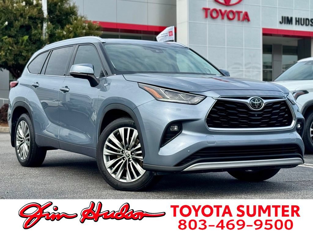 Used 2021 Toyota Highlander Platinum AWD/4WD image 1
