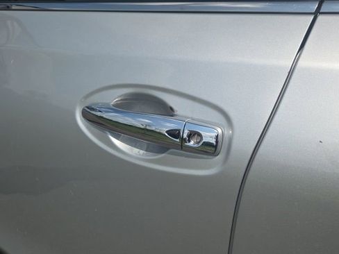 Used 2017 Nissan Rogue SL w/ SL Premium Package FWD image 21