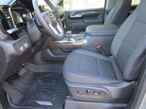 New 2026 GMC Sierra 1500 Elevation image 27