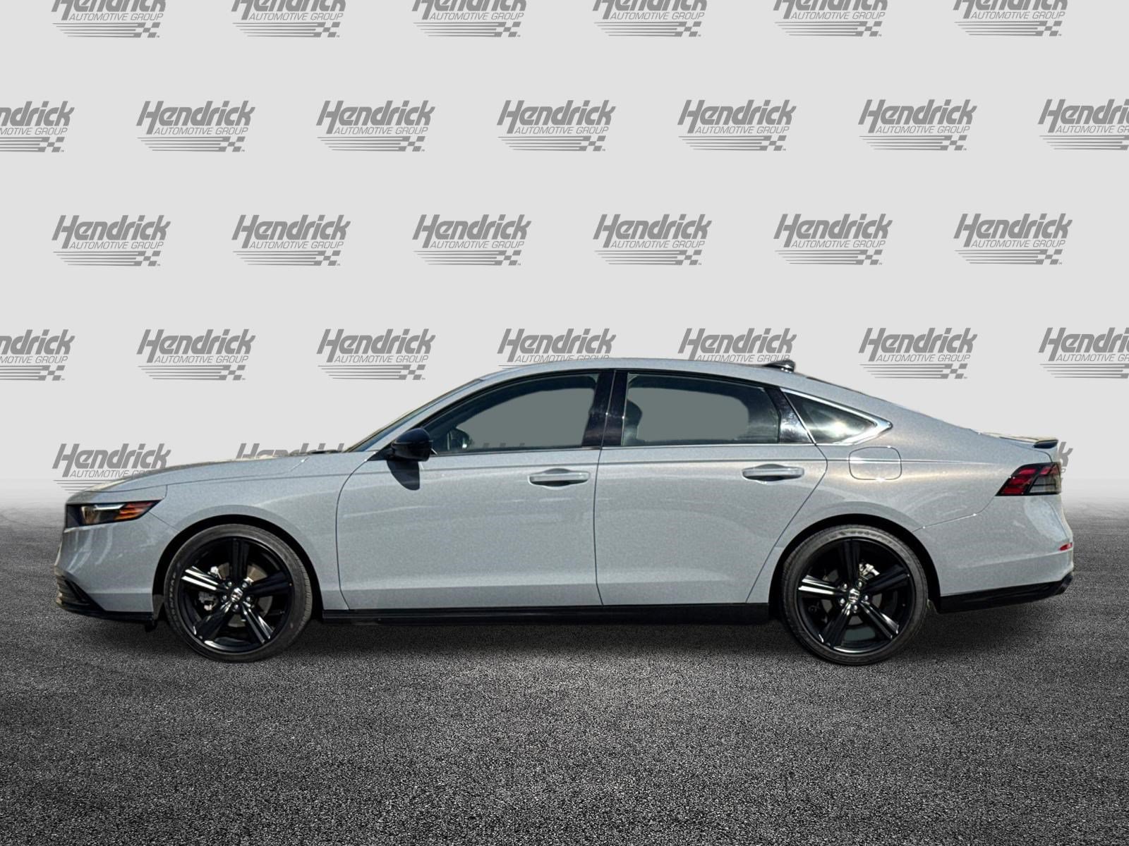 Used 2023 Honda Accord Sport image 8