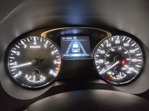 Used 2017 Nissan Pathfinder S image 23