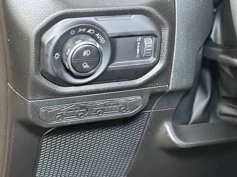 New 2026 Jeep Gladiator Sport image 18