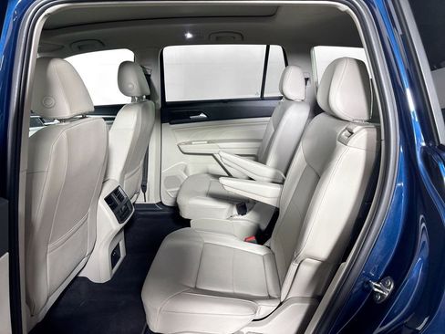 Certified 2023 Volkswagen Atlas SE w/ Panoramic Sunroof Package image 17