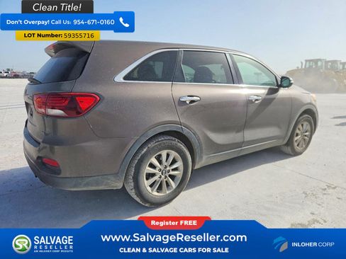 Used 2019 Kia Sorento FWD V6 image 4